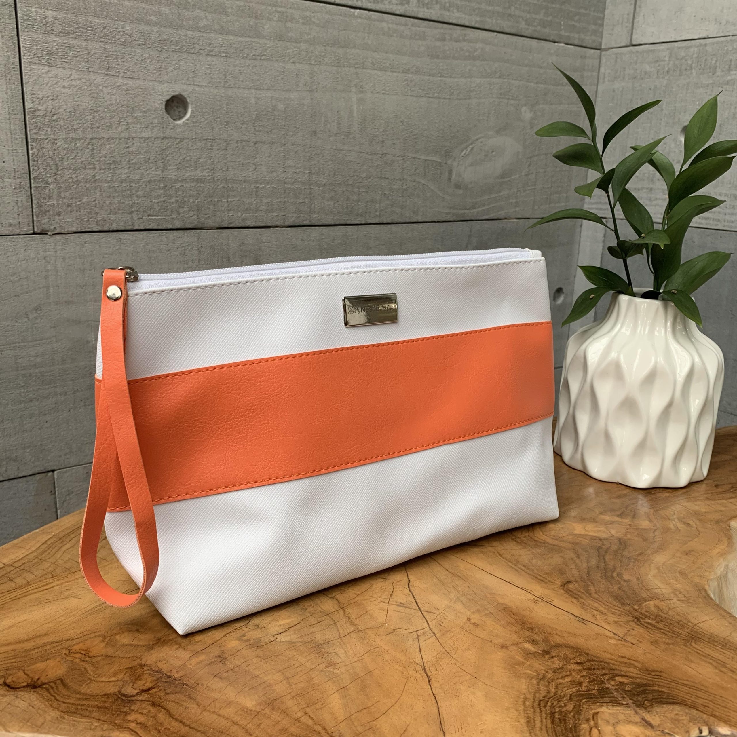 Necessaire básica com faixa em sintético - Imagem 2