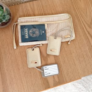Travel kit dourado