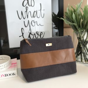 Necessaire lona cinza com sintético